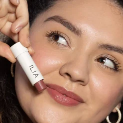 Rouges À Lèvres*Ilia Balmy Tint Hydrating Lip Balm Baume à Lèvres Teinté