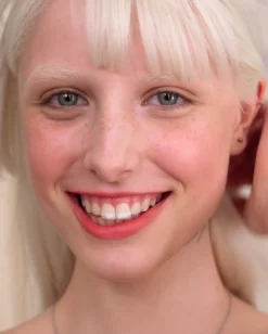 Lifestyle|Rouges À Lèvres*Violette_FR Bisou Balm Baume à Lèvres Teinté