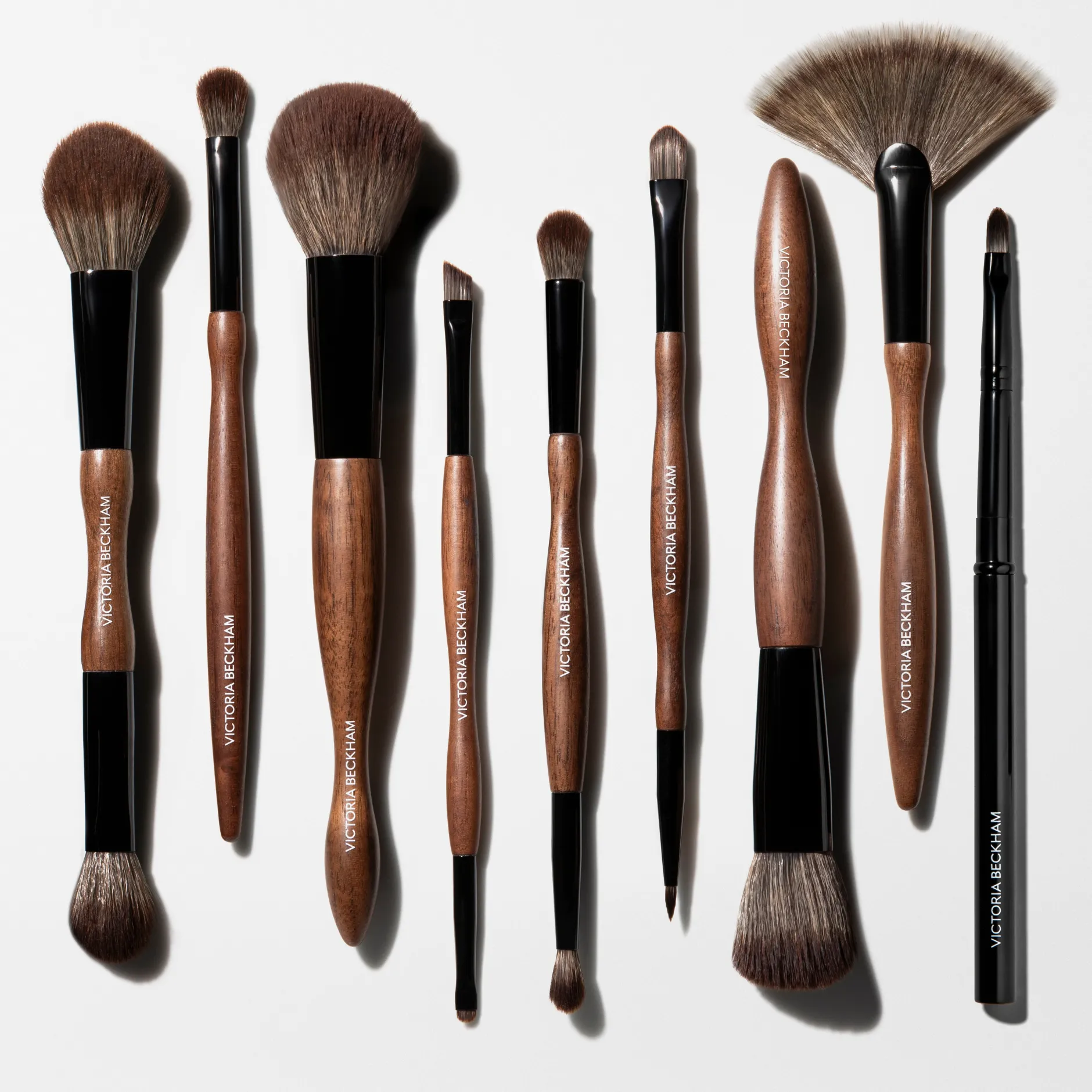 Accessoires*Victoria Beckham Beauty Buffer Brush Pinceau Teint 12