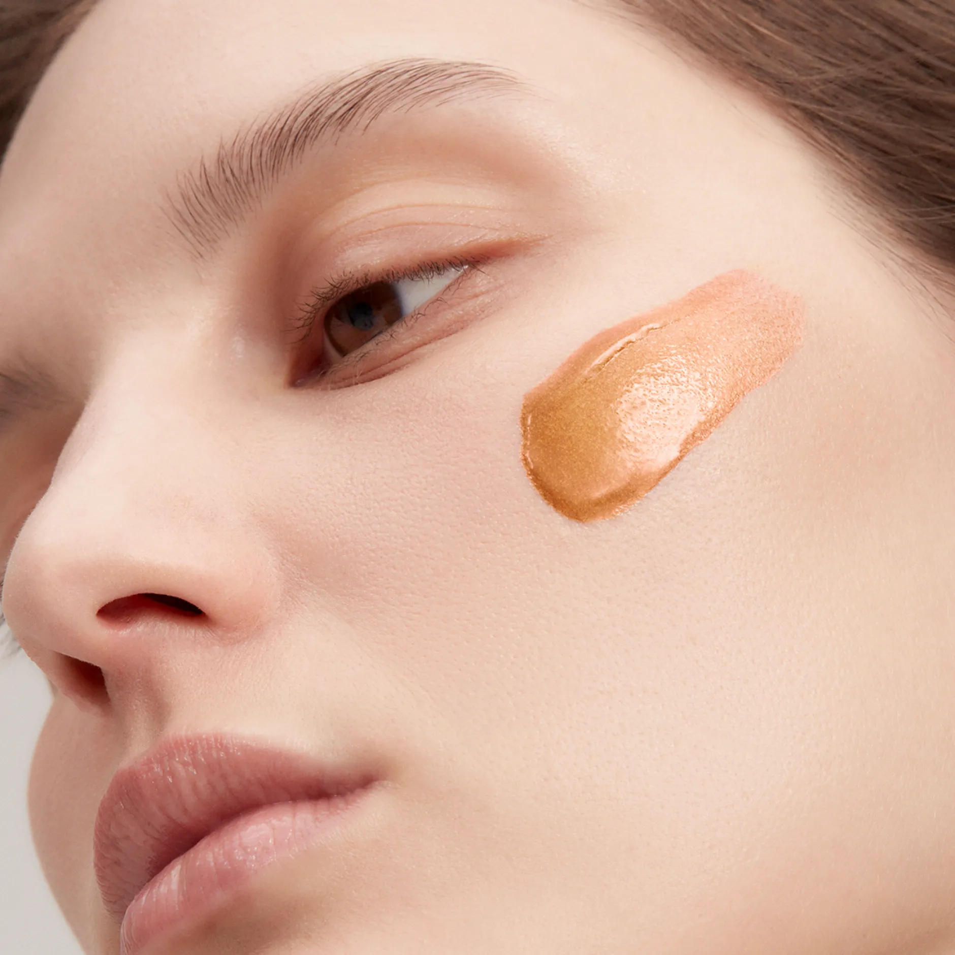 Bases De Teint*Victoria Beckham Beauty Cell Rejuvenating Priming Moisturizer - Golden