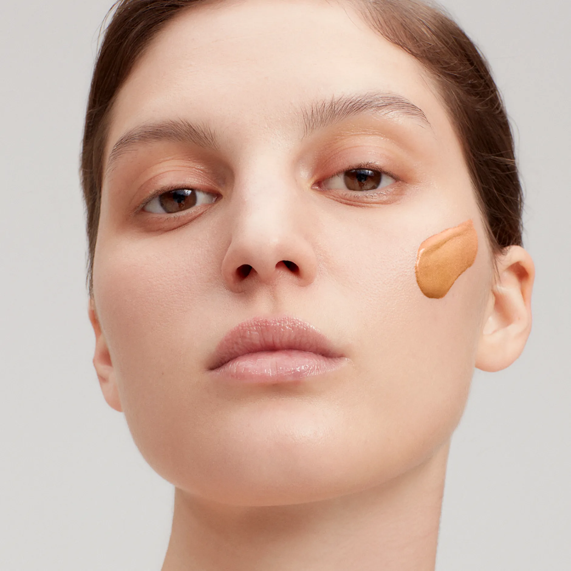 Bases De Teint*Victoria Beckham Beauty Cell Rejuvenating Priming Moisturizer - Golden