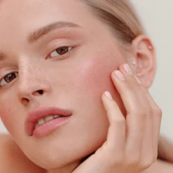 Blushs*Victoria Beckham Beauty Cheeky Posh Blush Crème en Stick