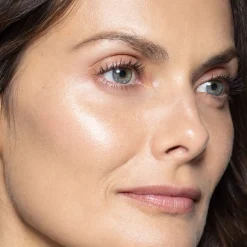 Poudres De Soleil|Enlumineurs*Ilia Enlumineur de Teint