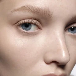 Sourcils*Victoria Beckham Beauty FeatherFix Gel Fixateur de Sourcils