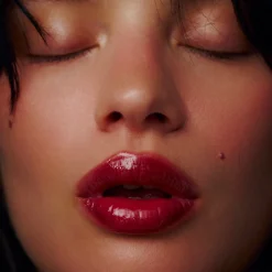 Gloss*Les Filles En Rouje Huile à Lèvres Teintée