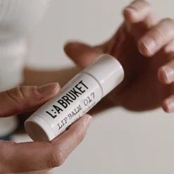 Lifestyle|Baumes & Soins*L:a Bruket Lip Balm Baume à Lèvres Protecteur 017