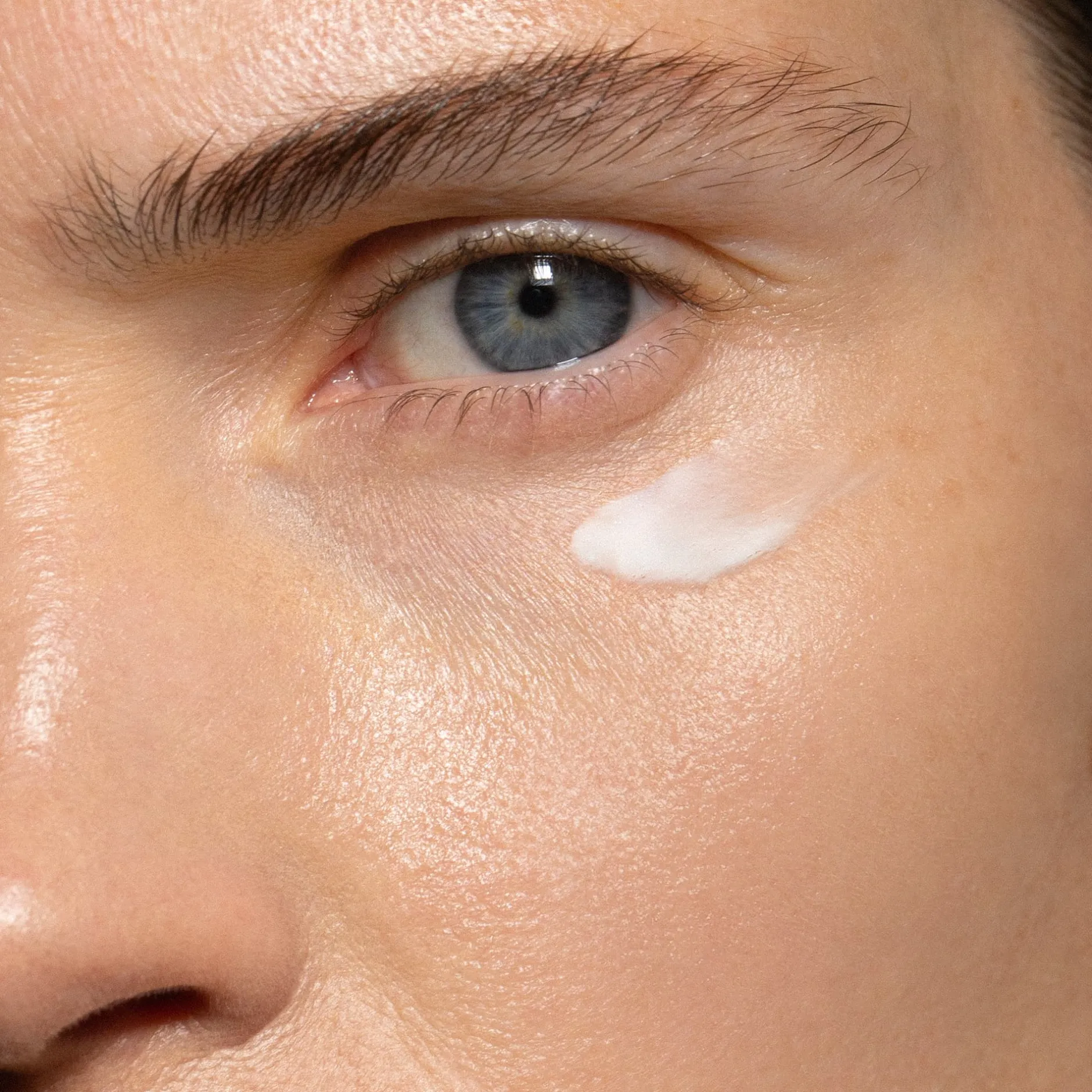 Pop-Up|Contour Des Yeux & Lèvres*Madara Retinol Alternative Plant-Powered Eye Serum Contour des Yeux