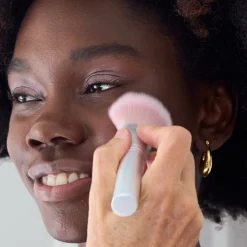 Accessoires*RMS Beauty Skin2Skin Powder Blush Brush Pinceau