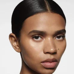 Correcteurs|Anti-Cernes*Victoria Beckham Beauty The Concealer Pen Correcteur au TFC8®